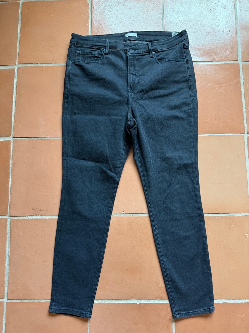 Good American Black Skinny Jeans Size 16 Asymmetrical Waist Stretch